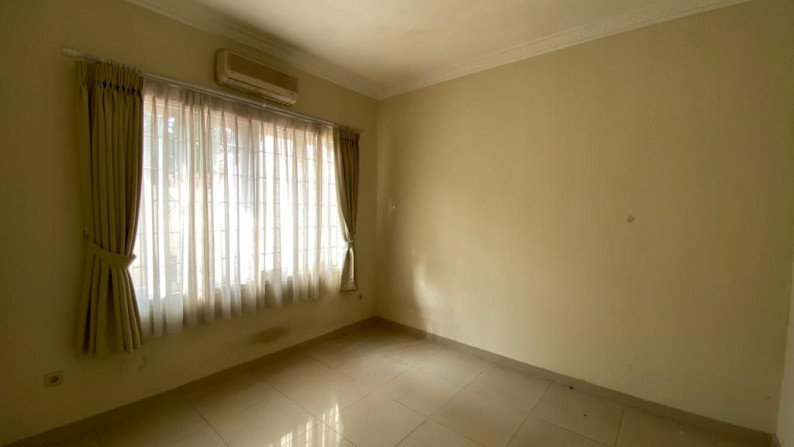 DIJUAL CEPAT !! TURUN HARGA!! RUMAH LOKASI SANGAT STRATEGIS DI KAWASAN PEJATEN, HARGA SANGAT MENARIK, JAKARTA SELATAN