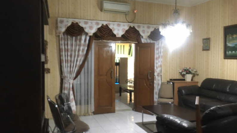 Dijual Rumah Kos di Benhil Raya
