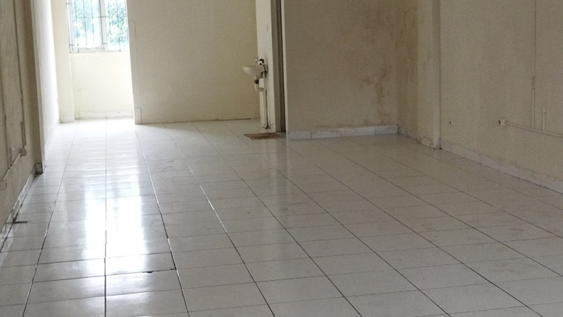 Ruko 3 lantai siap huni lokasi Jalan Raya Bogor #AL