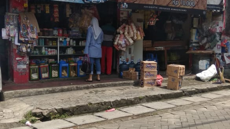 Rumah lokasi nyaman di Cipadu Cileduk, hitung tanah.