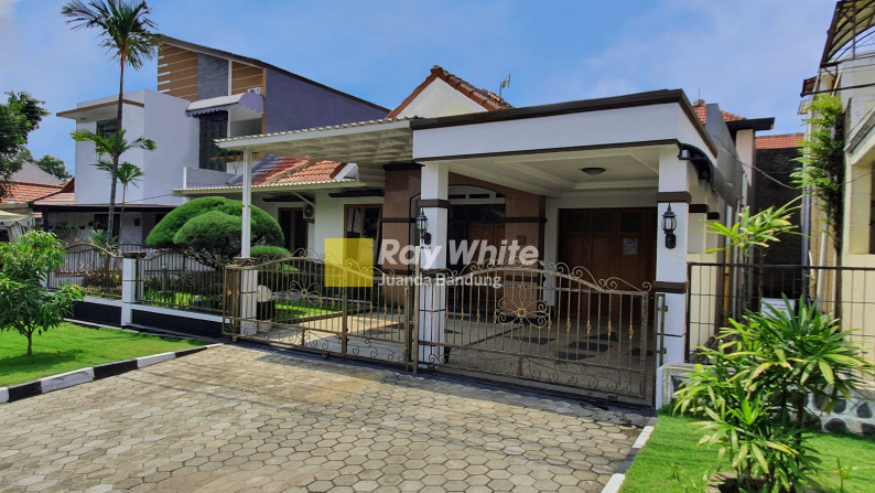 Rumah Elegan di Antapani Bandung