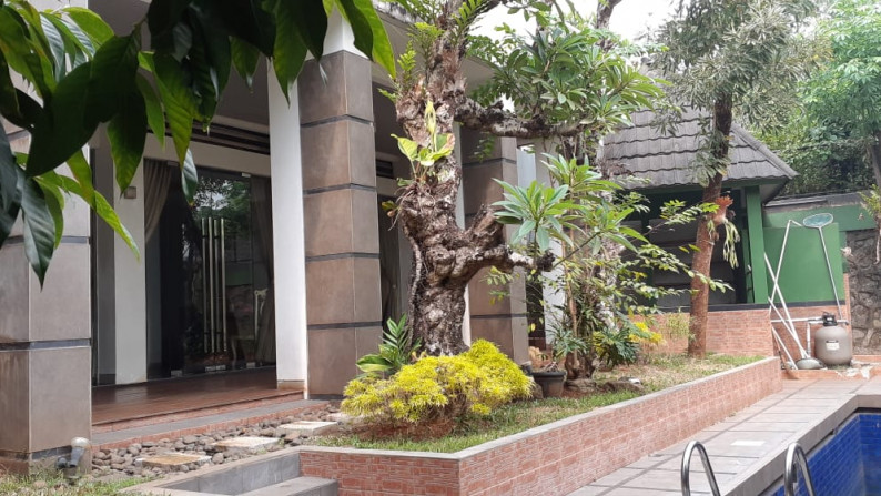 Rumah Mewah,Siap Huni ,Cantik di Bintaro Jaya 9..