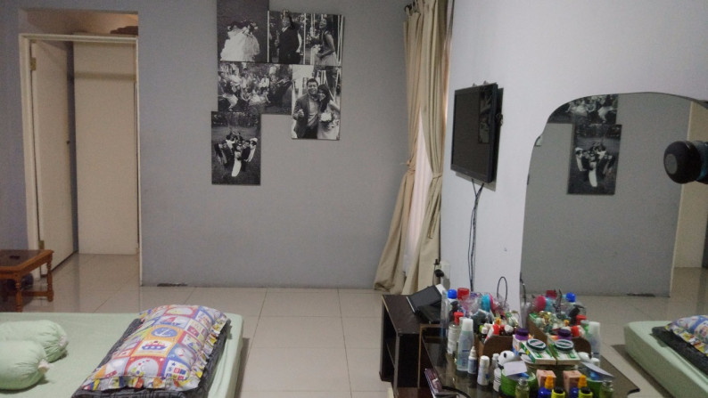 Rumah Siap Huni, Asri dilingkungan yg aman dan nyaman  di Bintaro Jaya 2.