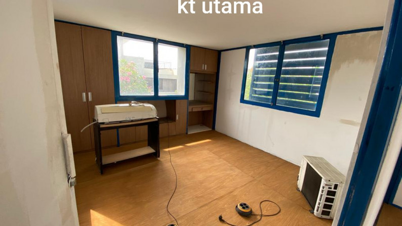 Rumah Minimalis Dengan Lay Out Elegan, dan Siap Huni @Pisok, Bintaro