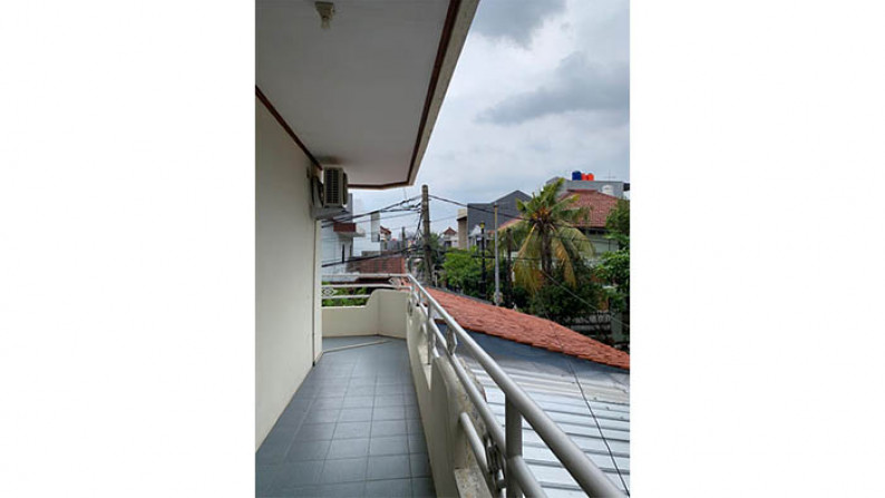 Rumah Hoek BCS Gitar, Kelapa Gading Luas 11,5x15m1