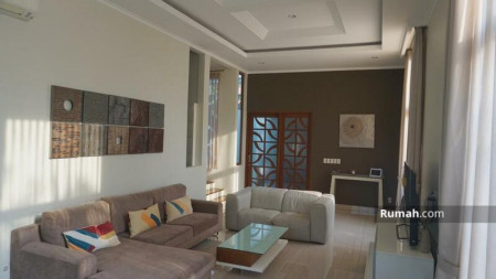 Jarang Ada. Rumah Mewah Cluster Primavera Foresta, BSD