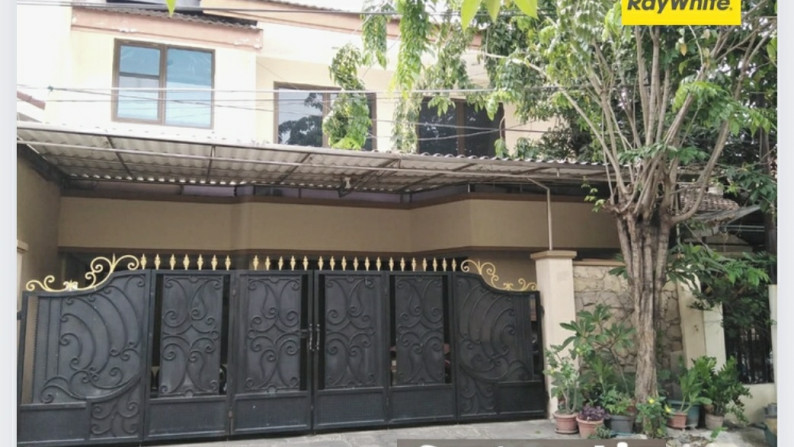 Dijual Rumah Simpang Darmo Permai Selatan Surabaya - Full Furnished - Carport LUAS masuk 3 Mobil