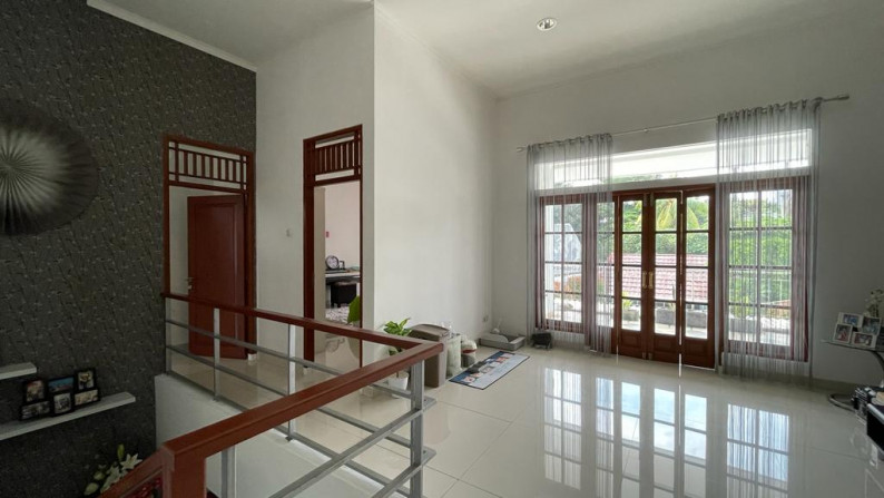 Rumah MEWAH, Design Luas dan Hunian Nyaman @Mandar, Bintaro