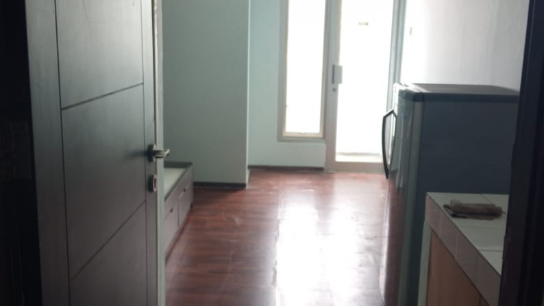 SANGAT MURAH, Apartment Sky View Studio Semi Furnished, Serpong - Tangerang Selatan 