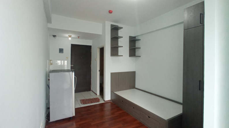 SANGAT MURAH, Apartment Sky View Studio Semi Furnished, Serpong - Tangerang Selatan 