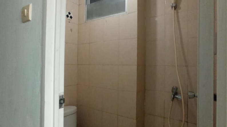 SANGAT MURAH, Apartment Sky View Studio Semi Furnished, Serpong - Tangerang Selatan 