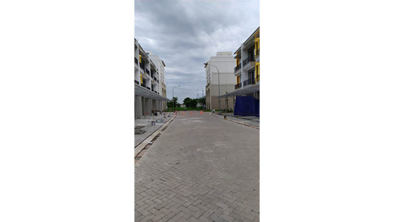 Ruko Sewa Sedayu City, Kelapa Gading Luas 4,5x17m2