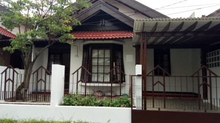 Rumah Bagus,siap huni di Bintaro Jaya 5 tangsel