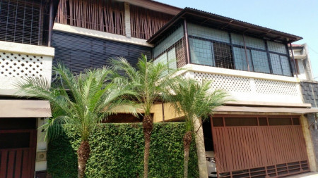 Dijual rumah cantik, Bebas Banjir, lokasi strategis, di Puyuh Timur Residence, Bintaro Sektor 5