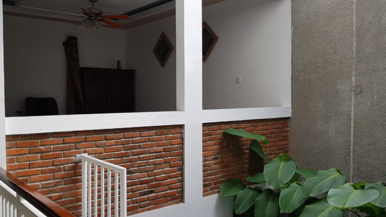 Dijual Rumah tinggal, nyaman dan lokasi strategis @Jurangmangu Pondok Aren