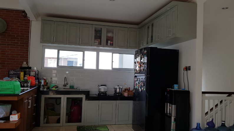 Dijual Rumah tinggal, nyaman dan lokasi strategis @Jurangmangu Pondok Aren