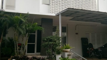 Rumah Siap Huni, Posisi HOOK, Hunian Nyaman dan Asri @Discovery Lumina, Bintaro