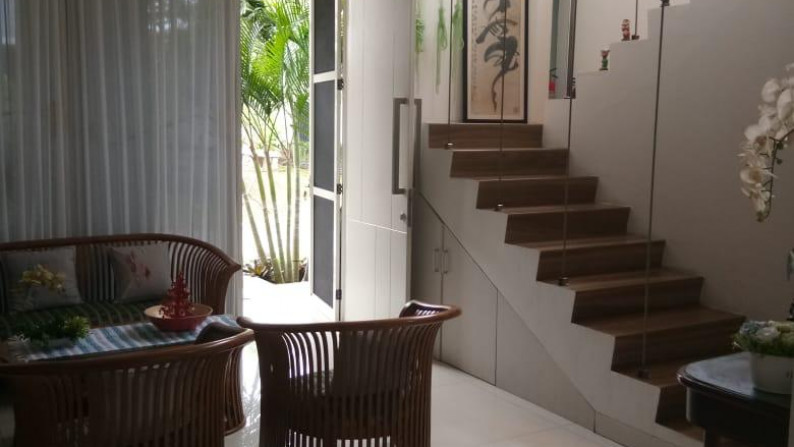 Rumah Siap Huni, Posisi HOOK, Hunian Nyaman dan Asri @Discovery Lumina, Bintaro