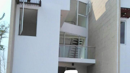 Rumah Siap Huni, Hunian Nyaman dan Asri @Discovery Divine, Bintaro