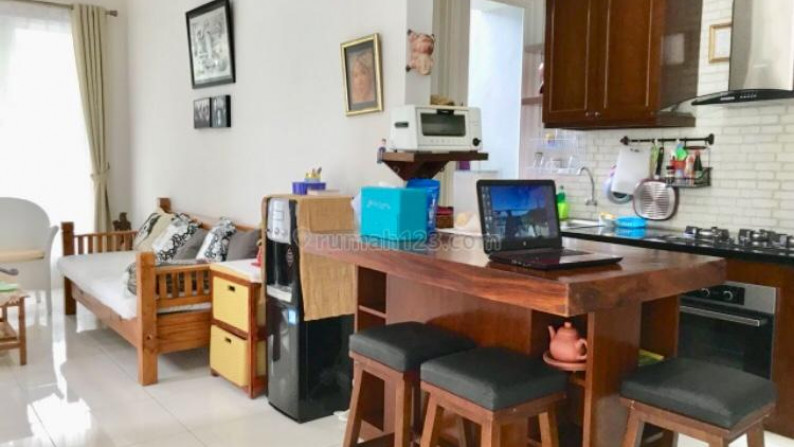 Rumah Siap Huni, Nyaman dan Lokasi Strategis @Emerald View Bintaro