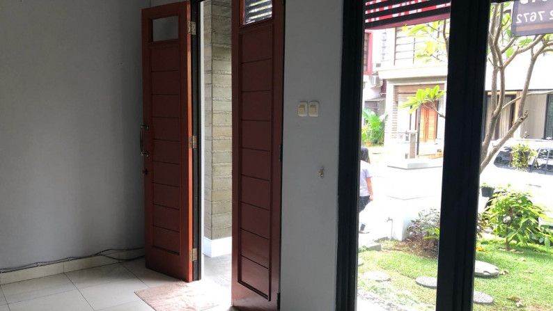 Rumah Siap Huni, Full Furnish, Hunian Asri dan Nyaman @Emerald Residence, Bintaro Sektor 9