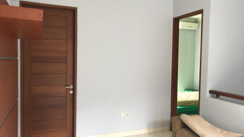 Rumah Siap Huni, Full Furnish, Hunian Asri dan Nyaman @Emerald Residence, Bintaro Sektor 9