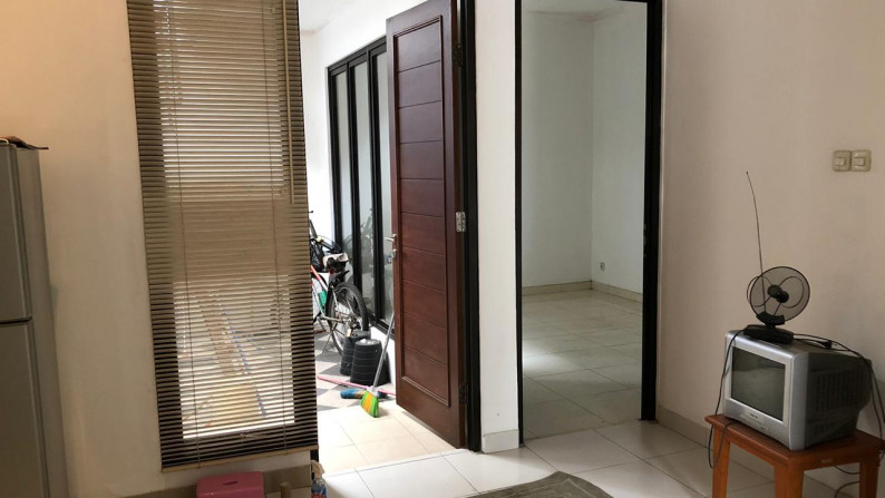 Rumah Siap Huni, Hunian Asri dan Nyaman @Emerald Residence, Bintaro Sektor 9