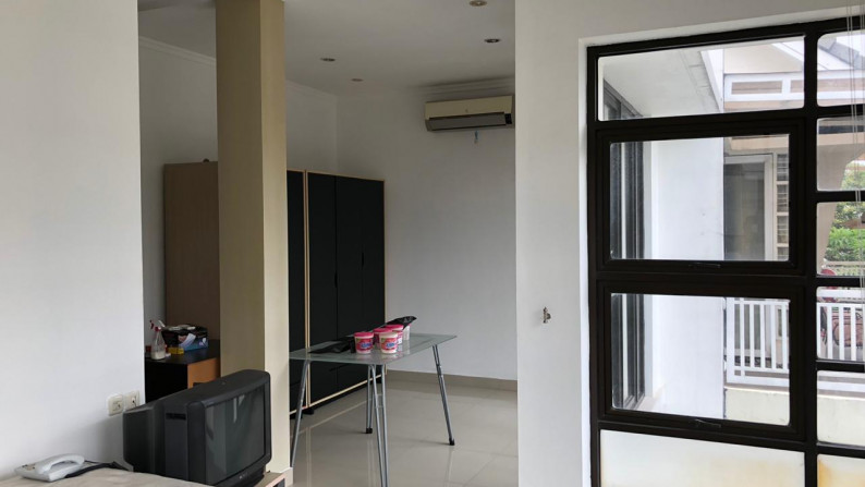 Rumah Siap Huni, Hunian Asri dan Nyaman @Emerald Residence, Bintaro Sektor 9