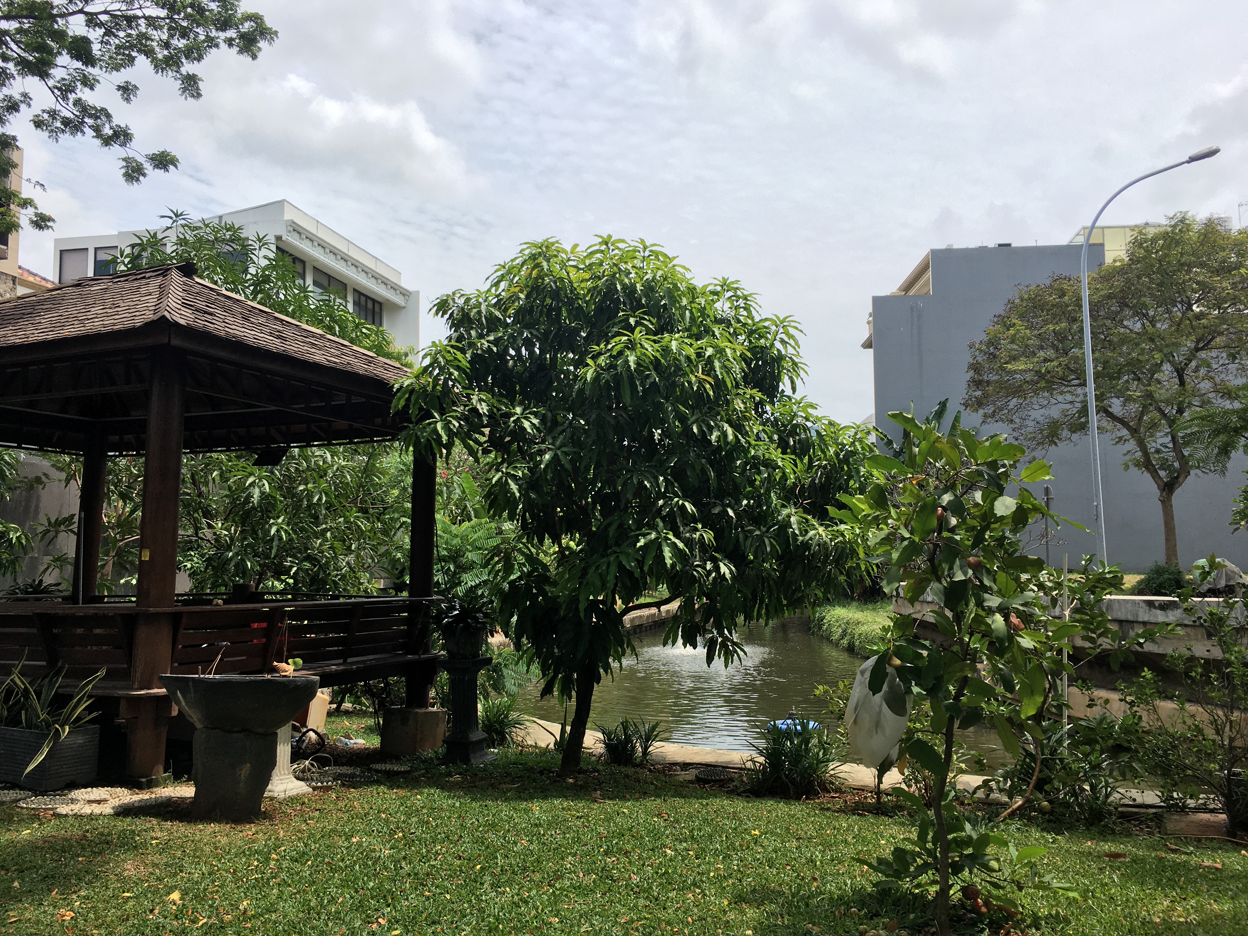 Di J U A L CEPAT  Rumah Mewah di Cluster "Garden House PIK"