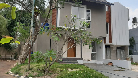 Rumah Baru, Cantik, Bagus di Bintaro Jaya 9