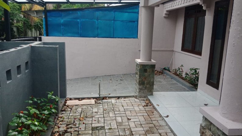 Rumah Asri Cantik di Kasuari Sektor 9 Bintarojaya