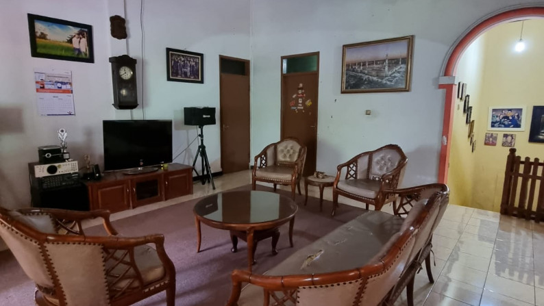 Dijual Rumah dan Tempat Kost Sayap Siliwangi