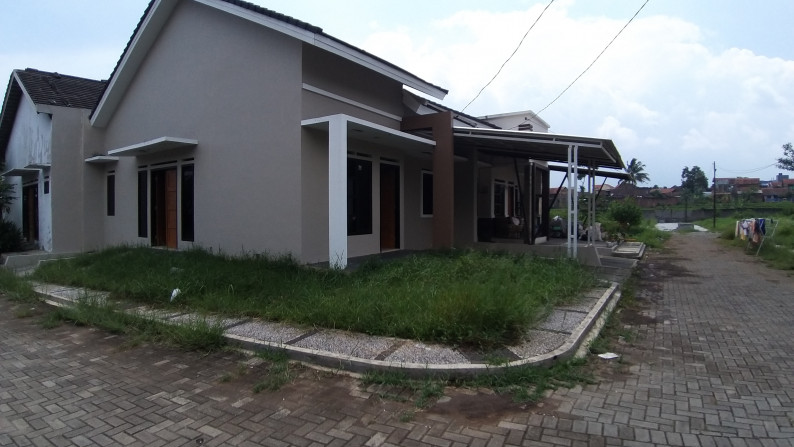 Rumah 1 lantai Griya Intan Asri, Kota Garut