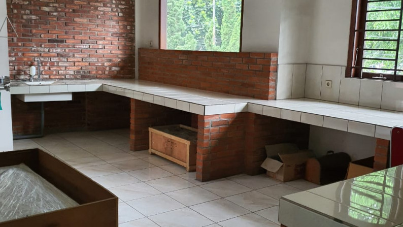 Dijual Rumah Kantor Sayap Surapati