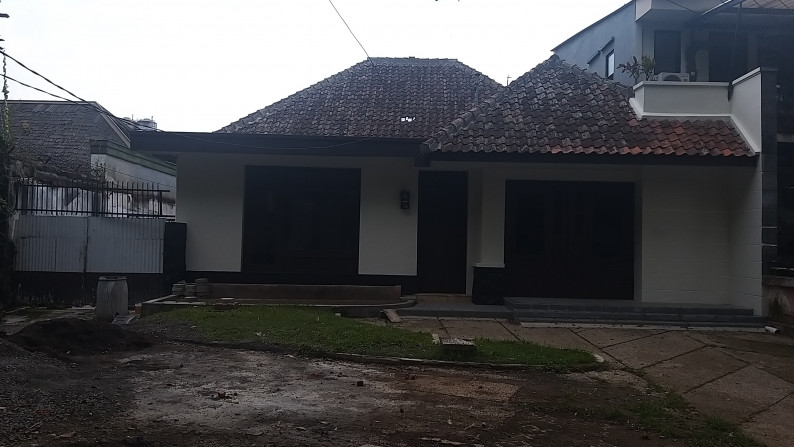 Rumah Sayap Dago dekat ITB dan RS Boromeus,  bisa untuk Usaha