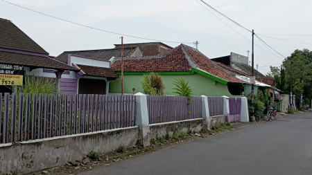 Tanah Bonus Bangunan Lokasi Strategis Dekat XT Squere di Jl Babaran, Umbulharjo