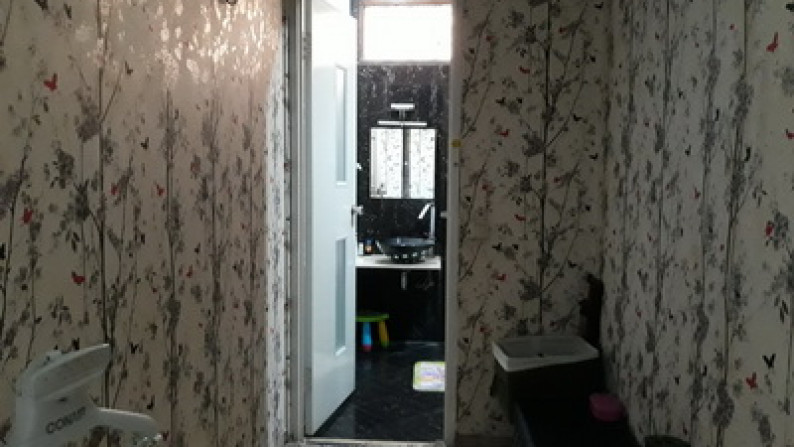 Dijual Rumah Furnished Jalan 2 Jalur @ Taman Kedoya Baru - Jakarta Barat