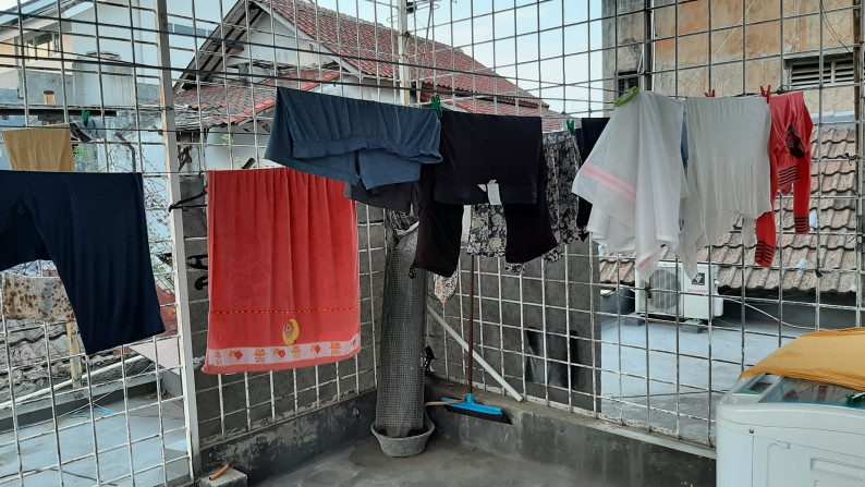 Dijual Rumah bebas banjir & Ruko (dibelakang rumah) @ Taman Kedoya Baru, Jakarta Barat