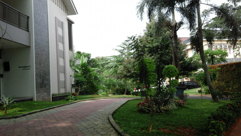 Dijual Rumah di jalan gn. arjuna taman diponegoro lippo karawaci