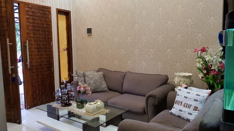 Rumah Bagus Di Cluster Fedora Graha Raya Bintaro Jaya