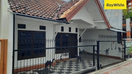 Rumah di Jalan Ploso Timur, Surabaya