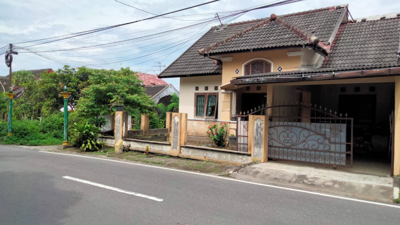 Rumah 3 Kamar Di Perumahan Gajah Mada Asri Dekat Kampus UII