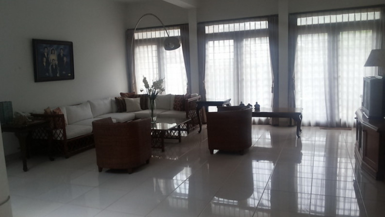 For Sale Rumah Besar  2  hoek Murah - Harga BU  di Taman Kedoya Baru - Jakarta Barat