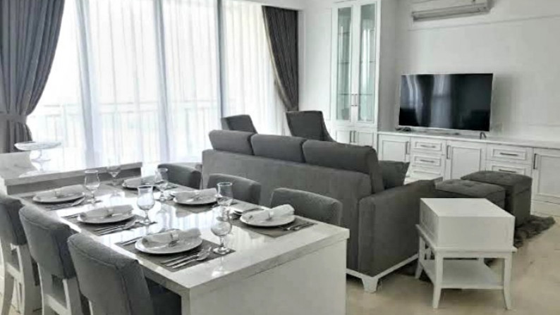 For Sale 3BR+1 New Furnished Luxurious Living Wang Residence @ Jl. Panjang - Kedoya  - Jakarta Barat