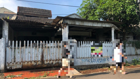 Dijual Rumah Tua hitung tanah di Alfa Indah, Petukangan - Pesanggrahan - Jakarta Barat