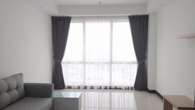 For Sale /Rent New 3+1 BR Furnished unit @ GALERY WEST Residence - Jl.Panjang - Kebon Jeruk - Jakarta Barat