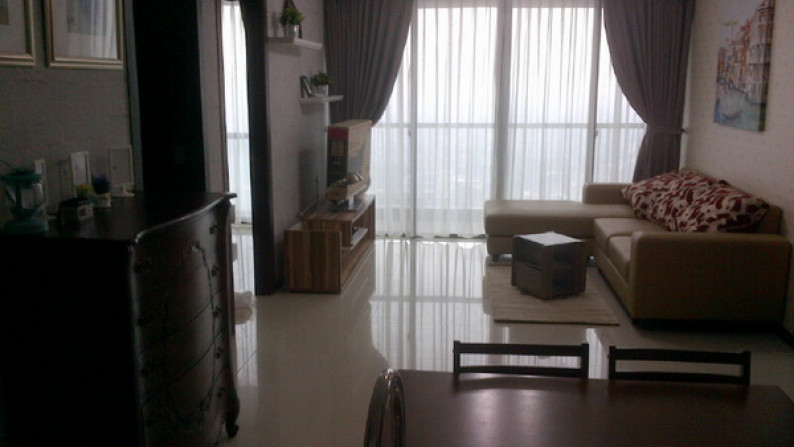 For Sale/Rent Good  2 BR Unit @ st Moritz New Royal - Puri - West Jakarta