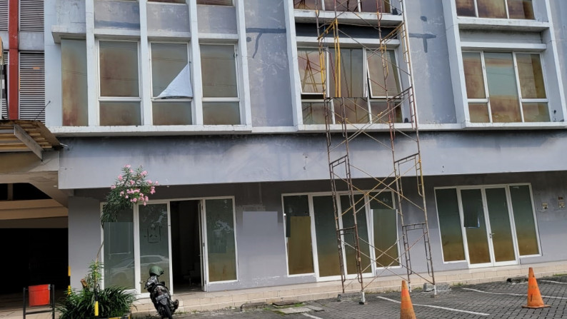 Ruko 2 lantai di Pasar Modern, Surabaya Barat