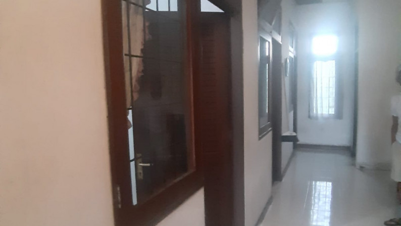 Rumah Pinggir Jalan Raya dan Cocok Untuk Komersil @Bintaro