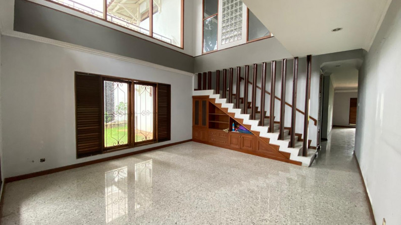 Rumah siap huni dalam cluster di gandaria